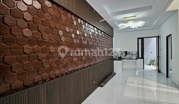 For Sale Renovated 2-Storey House at Sutera Jelita, Alam Sutera
