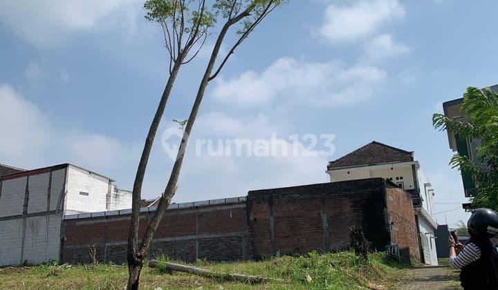 Rumah Kavling Tanah Lokasi Strategis dan Dekat Kampus