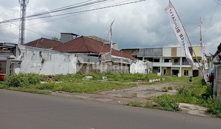 Tanah Malang Poros Jalan Bumiayu