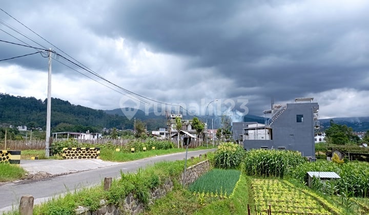 Rumah Villa Batu Malang View Cantik