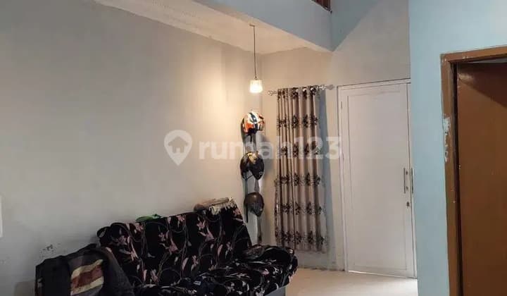 Rumah Minimalis Posisi Hook di Cibabat Cimahi Utara