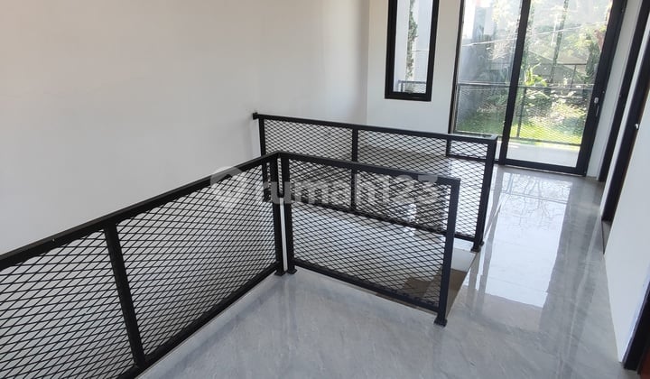 Full Renov Rumah Cantik & Sejuk di Sariwangi, Bandung Barat