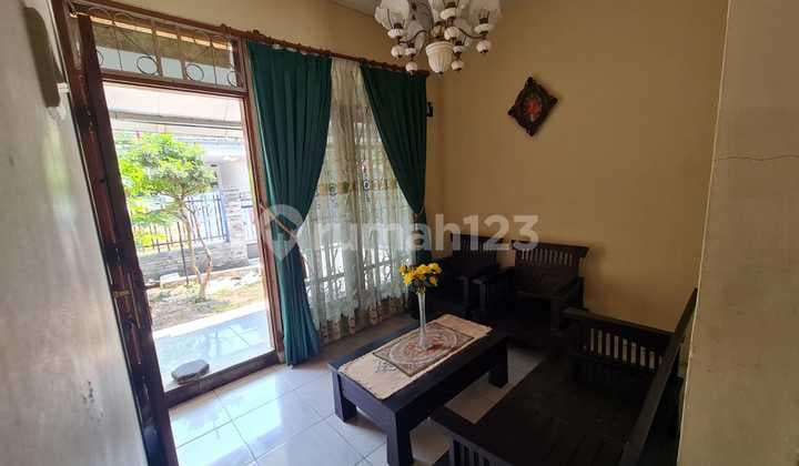 Below Market Price Ready-to-Occupy House & Strategic Location in Cimindi, North Cimahi