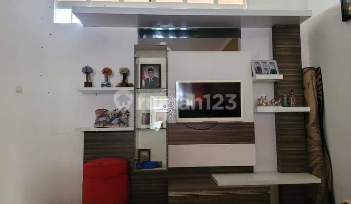 Dijual Rumah 2 Lantai Lokasi Strategis Di Bandung Barat