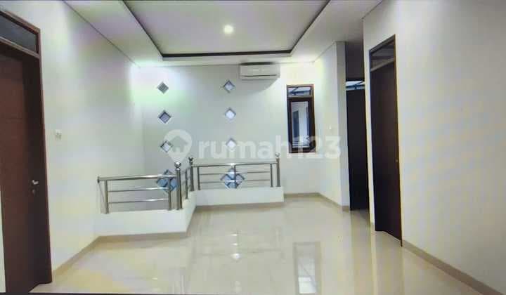 Disewakan Rumah Kost Dalem Komplek Cibabat, Cimahi Utara