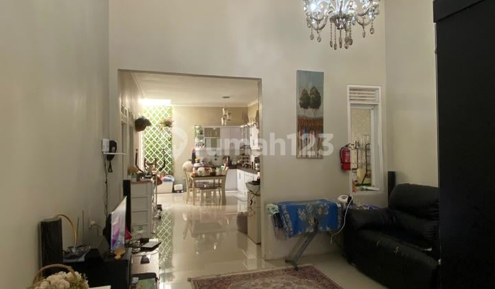 Harga Dibawah Pasaran Rumah Semi Furnish Di Gunung Batu, Bandung