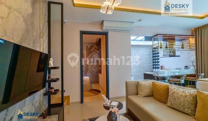 Rumah 2 Lantai Navara Lokasi Strategis di Kota Harapan Indah