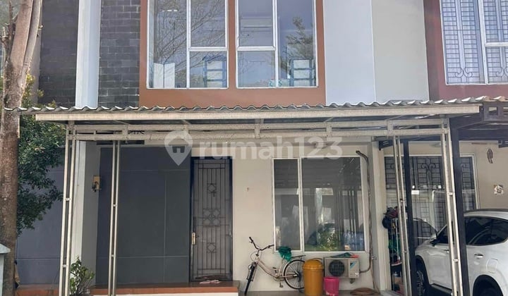 Rent Graha Raya 3 Bedroom Furnished House Tangerang