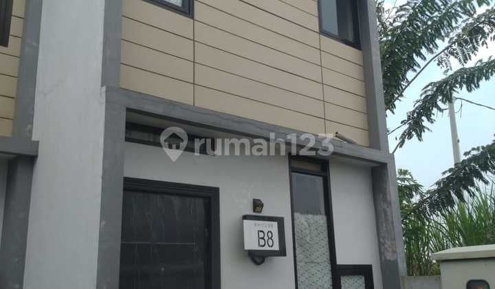 Rumah 2 Lantai Siap Huni di Perumahan M House Araya, Malang