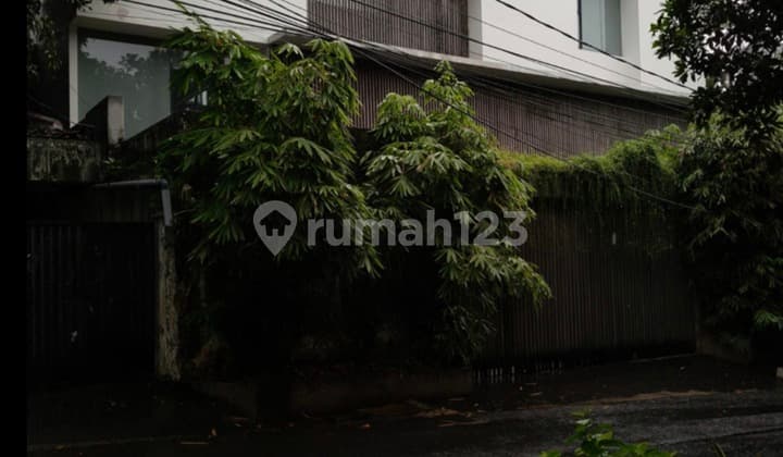 Rumah 2 Lantai di Taman Radio Dalam Luas Tanah 407 M2
