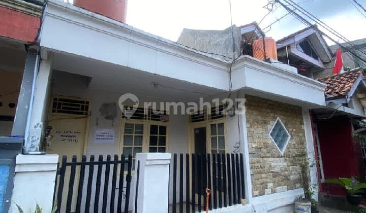 Rumah Mungil Dekat Pasar Kulineran Bojong Nangka