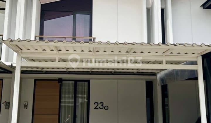 Rumah 2 Lantai Hadap Timur di Cendana Parc Lippo Karawaci Tgr