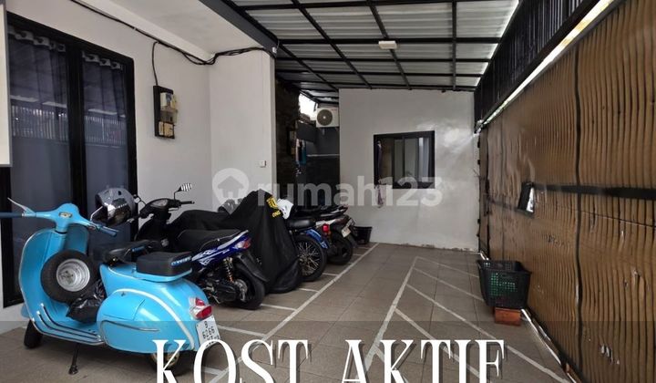 Sold Quickly: Active Boarding House, Very Strategic Location in Tomang, West Jakarta