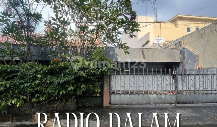 Dijual Rumah Hoek Lokasi Strategis di Radio Dalam Jakarta Selatan