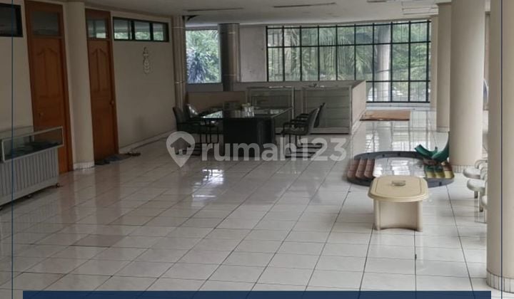 16.5 Meter Wide Commercial Building in Strategic Grogol Location