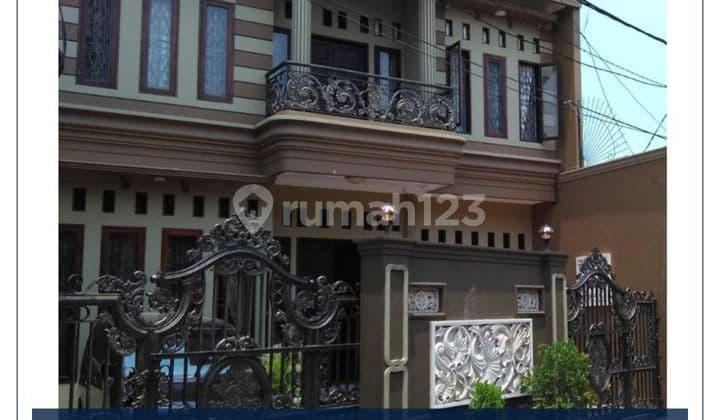 Dijual Rumah Bagus Tengah Kota Kebon Melati Tanah Abang Jakarta Pusat