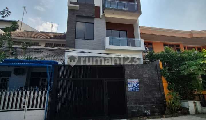 Disewakan Rumah di Sunter Brand New Hadap Timur 3 Lantai
