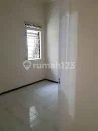 Darmo Permai 1 Grand House, One Step to Hr. Muhammad, Land Area 370 M2