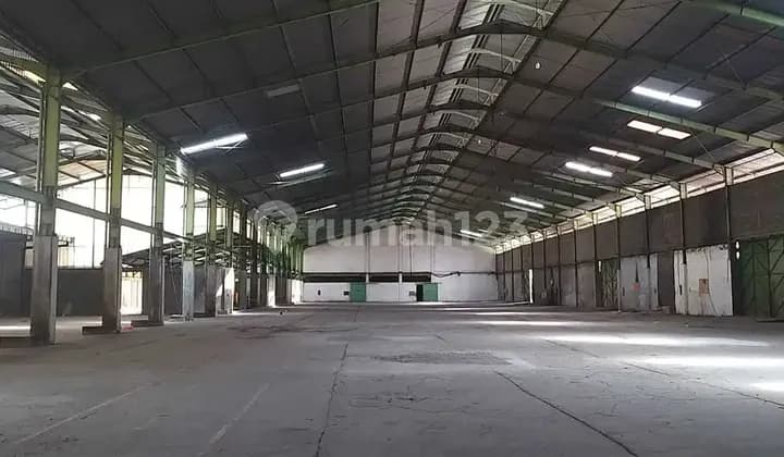 Former Berbek Factory, Zero Main Road, Strategic, Rare Item.