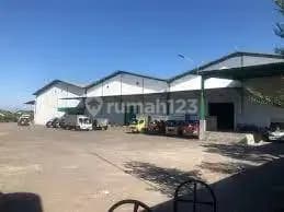 Fish Pond Warehouse, we specialize in fish ponds, contact us.