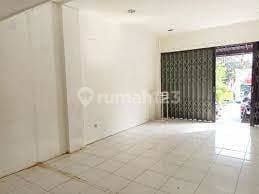 Rajawali Street Shop House, 3 Floors, HGB, Near Wholesale Center and Business District.