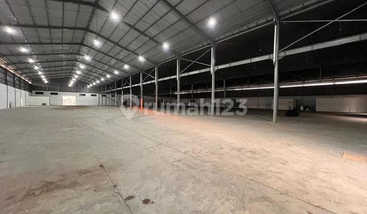 Pabrik Kebomas, Tanah 61000, Bangunan 20000, Akses Kontainer, HGB