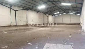 Sewa Gudang 3250 m2, Kepatihan Gresik, Siap Pakai, Lantai Paving. Sewa Gudang 3250 m2, Kepatihan Gresik, Siap Pakai, Lantai Paving.