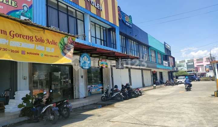 Ruko Strategis di Nusukan Dekat Bendungan Tirtonadi Solo