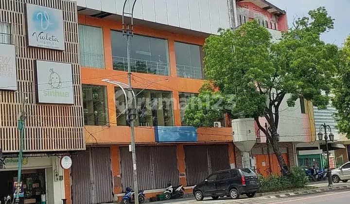 Disewakan/Dijual Ruko Pinggir Jalan Utama Solo