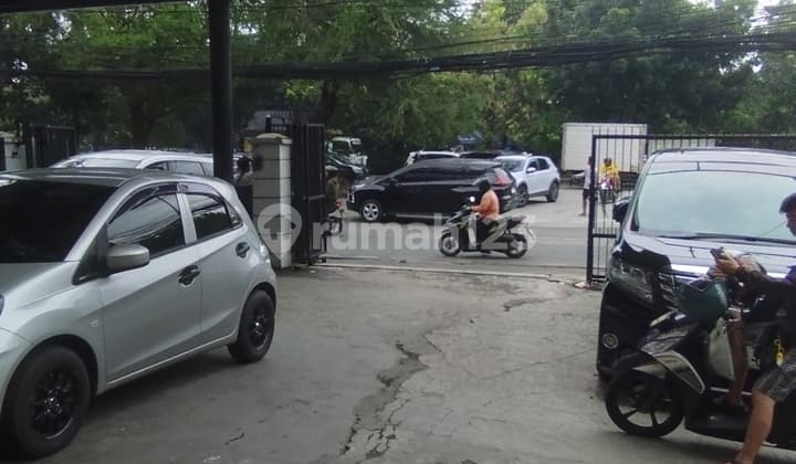Ruko Strategis di Jakarta Barat Dekat Taman Harapan Indah Jembatan Dua