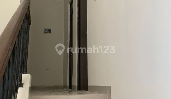 Rumah Bagus dan Strategis di Metland Puri Dekat Lippo Mall Puri, Puri Indah Mall dan Grandlucky