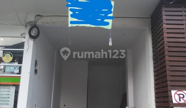 1-Story Shop House in a Strategic Location - Tibubeneng, Badung