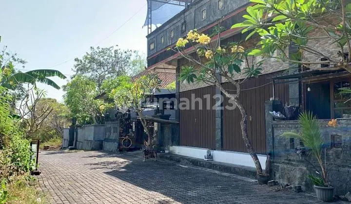 Rumah Semi Furnished Pecatu, Badung