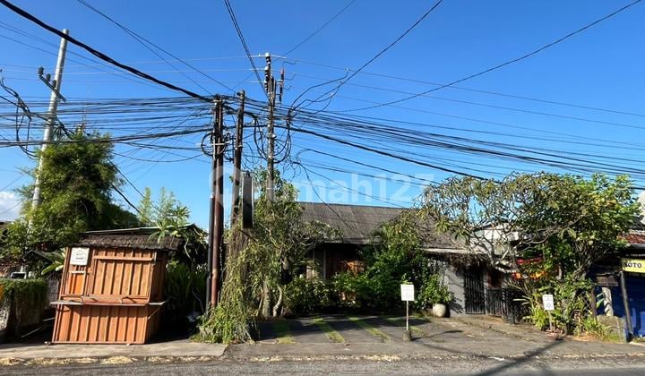 Tanah dan Bangunan di Lokasi Strategis - Munggu, Badung