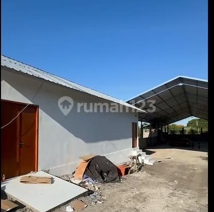 Gudang & Mess Karyawan Munggu, Badung