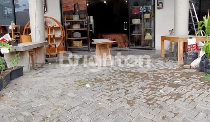 Disewakan Ruko Lantai 3 Lokasi Seminyak Kuta