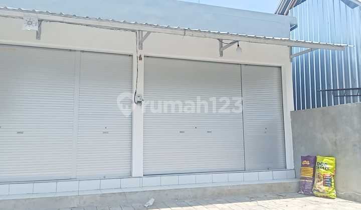 Buwit Shop House, Tabanan