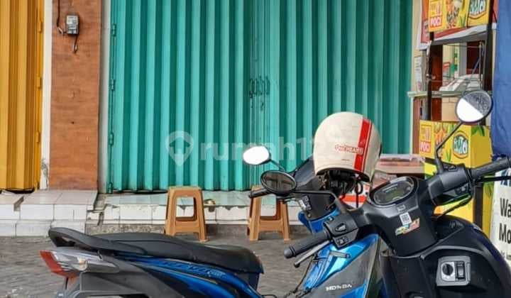 Ruko 3 Lantai dengan Lokasi Ramai dan Strategis - Kuta Utara