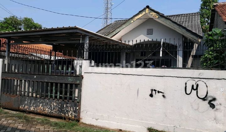 Dijual Rumah Strategis Dekat Pusat Bisnis Serpong