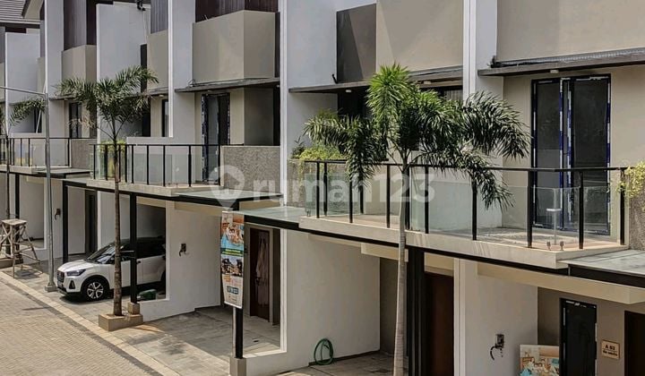 Readystock Rumah Di Bintaro Attic Room Private Exclusive Cluster