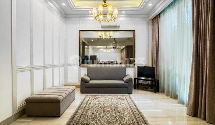 Luxurious Pondok Indah House