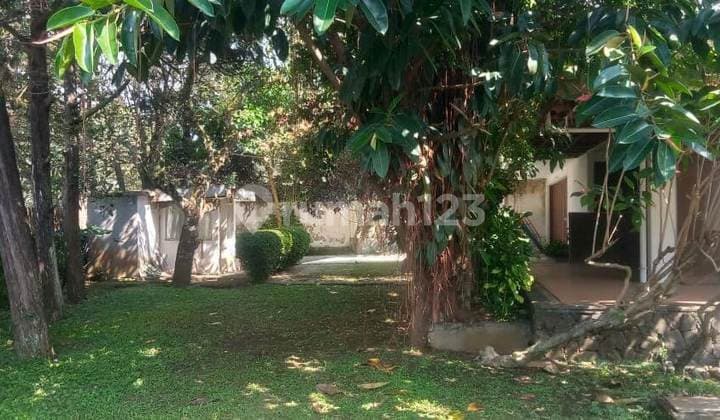 Rare - Jual Rumah Hitung Tanah . Sayap Ciumbuleuit