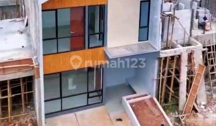 Rumah Ready Pinggir Jalan Utama