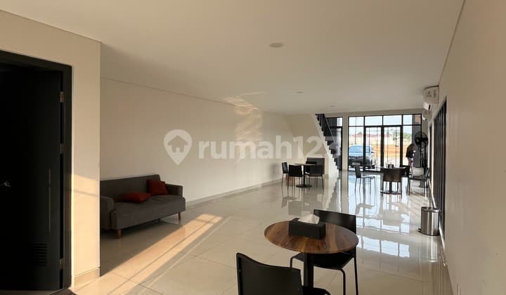 Ruko Strategis Pinggir Jalan Boulevard - Pasadena Square North!