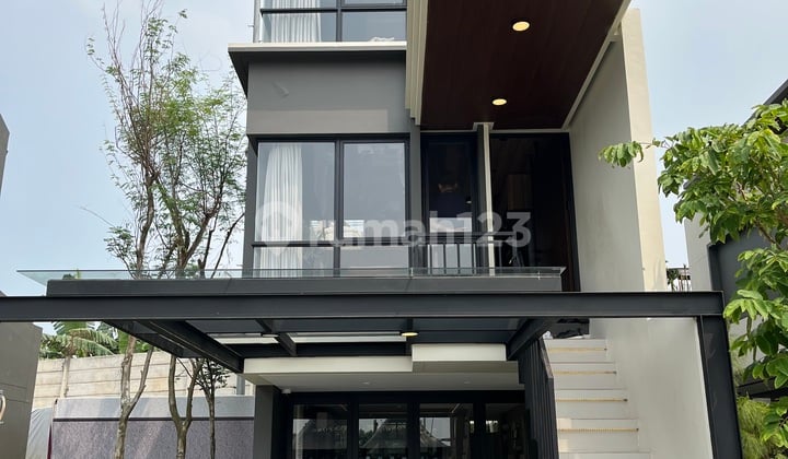 Under 1M! Rumah Cantik 3 Lantai Nempel Gading Serpong BSD