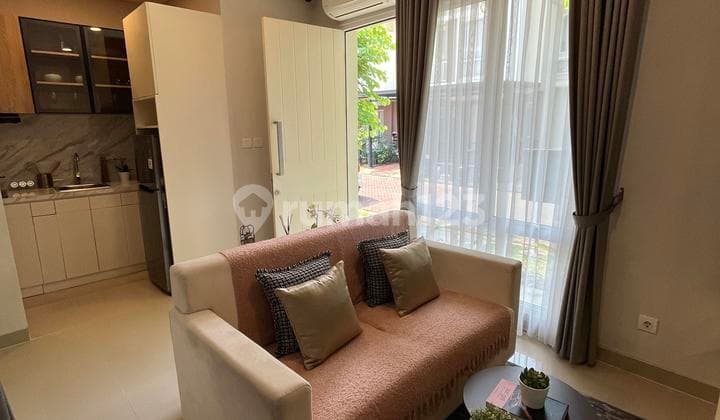 DEVELOPER SALAH HARGA! Rumah Full Furnish 2 Lantai Hanya 1M-an
