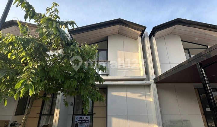 Rumah Rapi Bebas Banjir Selangkah ke Supermall Karawaci!