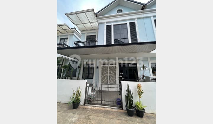 Rumah Unik 3 Lantai Hadap Selatan Hanya 1 M-An!