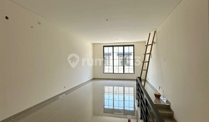 Ruko 2 M An di Kawasan Komersial Gading Serpong Madison Grande!