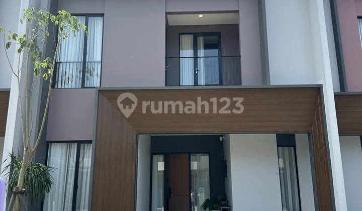 Exclusive Flood-Free Residence in the Most Premium Location!